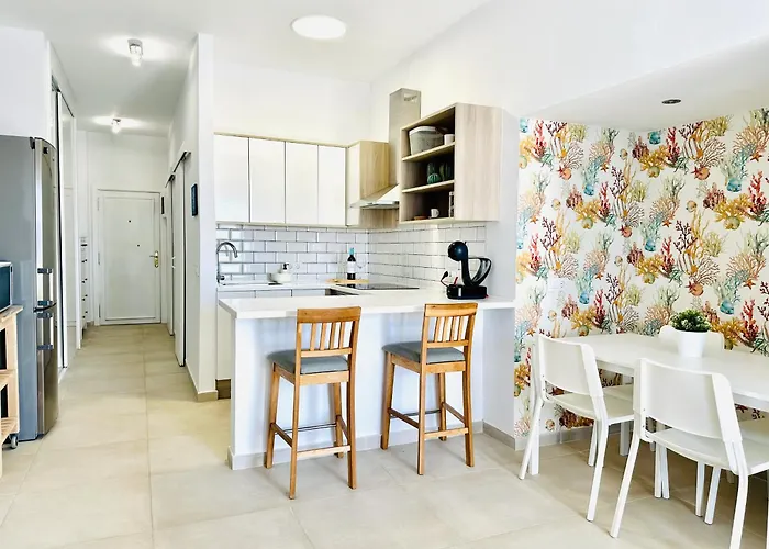 Apartamento Pambnb - Modern Beachfront Hideaway