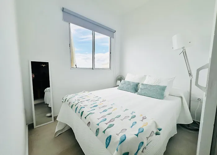 Pambnb - Modern Beachfront Hideaway 圣克鲁斯-德特内里费