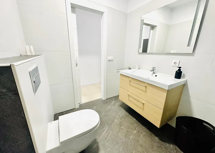 公寓 Pambnb - Modern Beachfront Hideaway